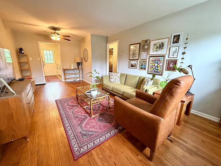 420 Mead St SE #B — Photo 1
