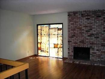 4th image of 119 Royal Ct