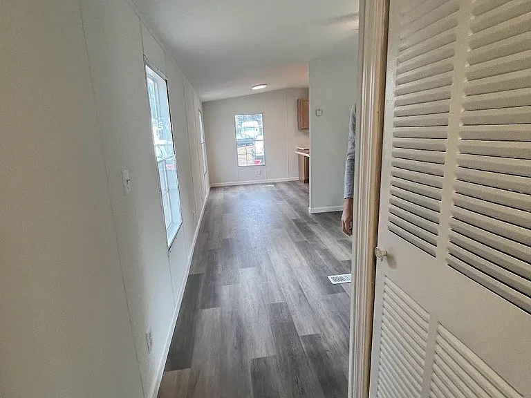 312 Hammond St — Photo 26