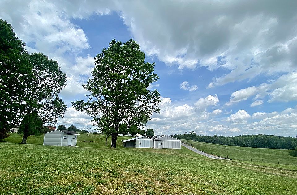 1st image of 325 County Road 312
