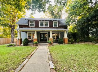 227 S Locust Ave, Fayetteville, AR 72701