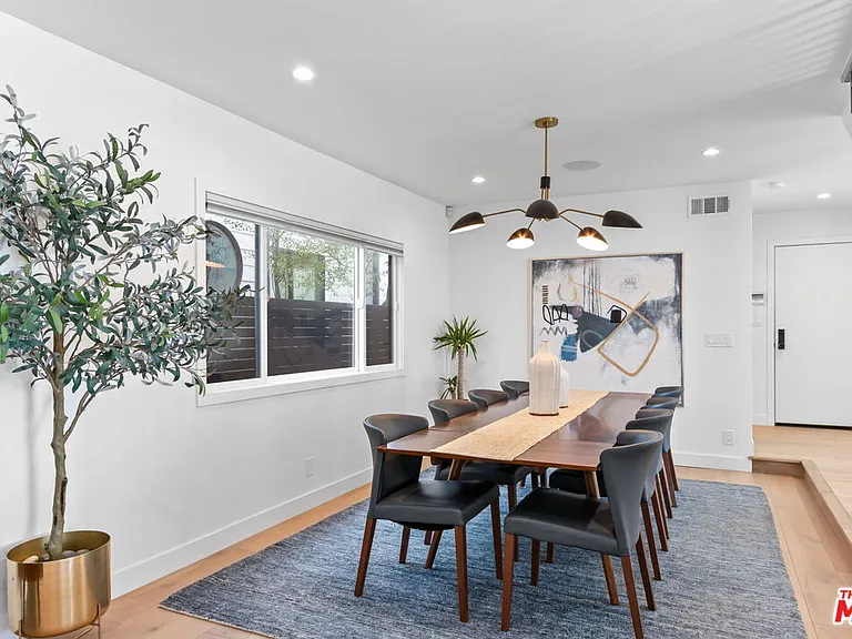 4606 Roma Ct — Photo 17