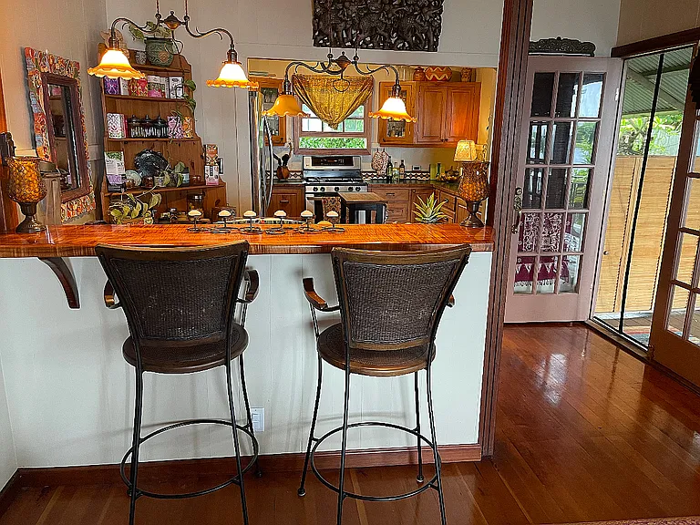 Kukuihaele Rd — Photo 4