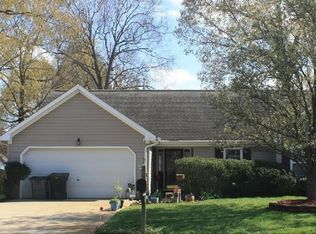 1 Draper Cir, Hampton, VA 23666