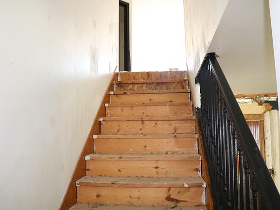 5th image of 5630 W 154th Ave