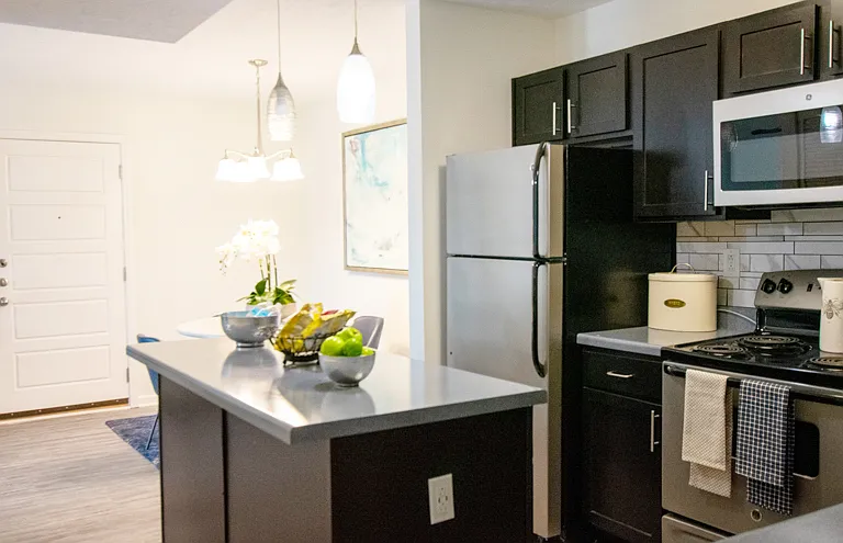 The Champion at Bluegrass Apartments — Photo 1