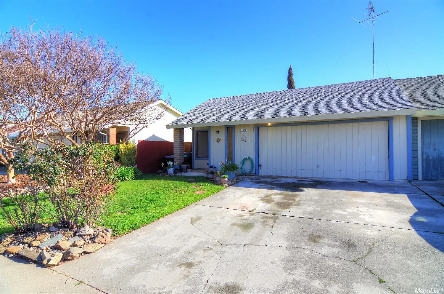 7625 Lakewood Park Dr photo 1