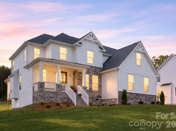 4257 Candlewood Dr, Sherrills Ford, NC 28673
