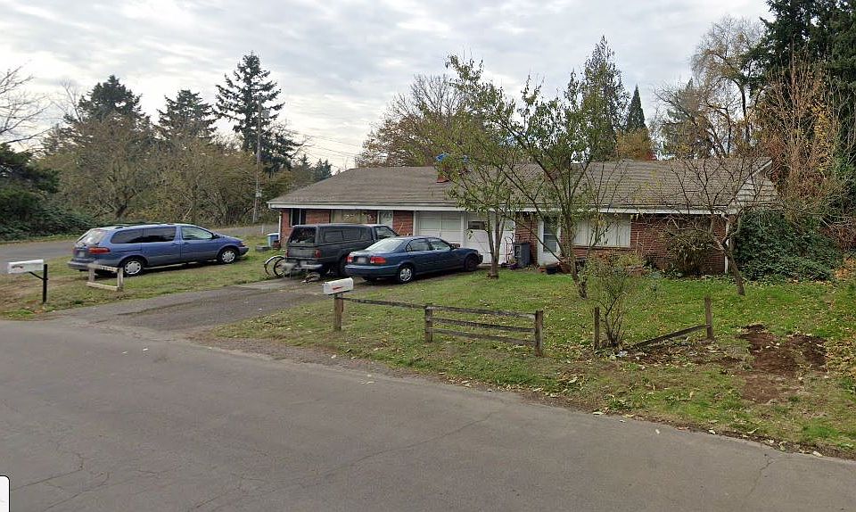 1st image of 4526 NE Valley View Ln #4528