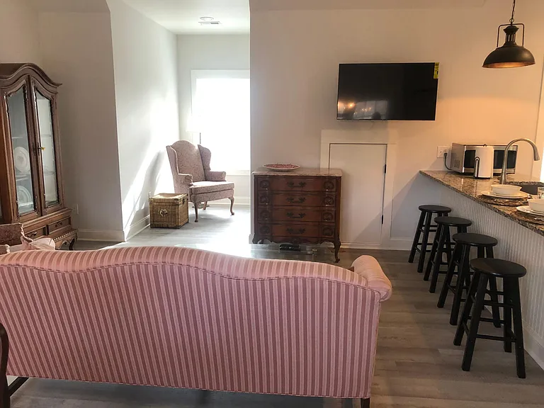 127 Country Club Dr — Photo 15
