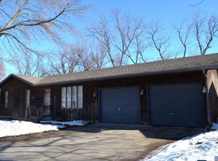 1050 12th St, Henderson, NE 68371