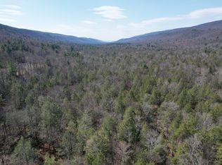 4981 New Lancaster Valley Rd, Milroy, PA 17063