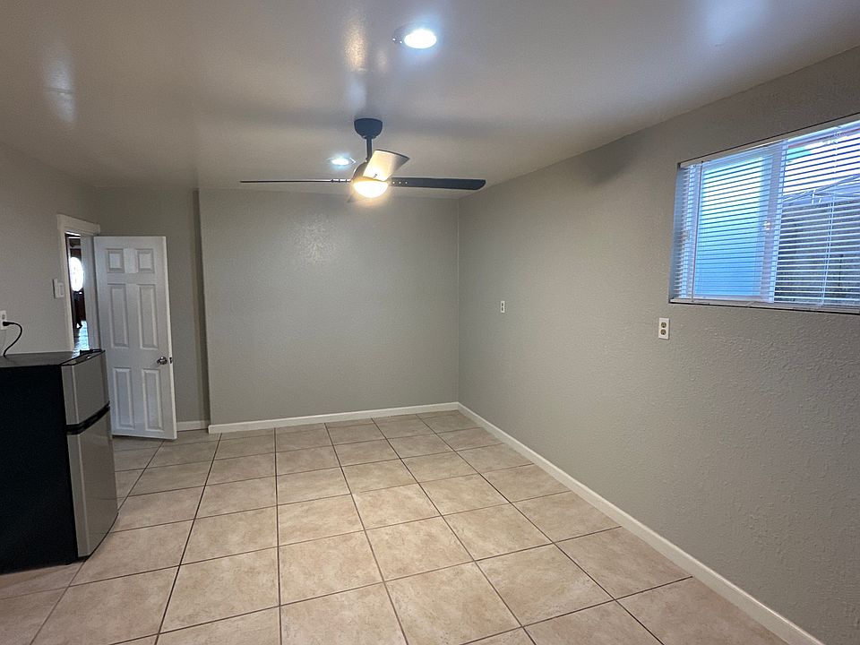 2nd image of 4126 E 58th St #1