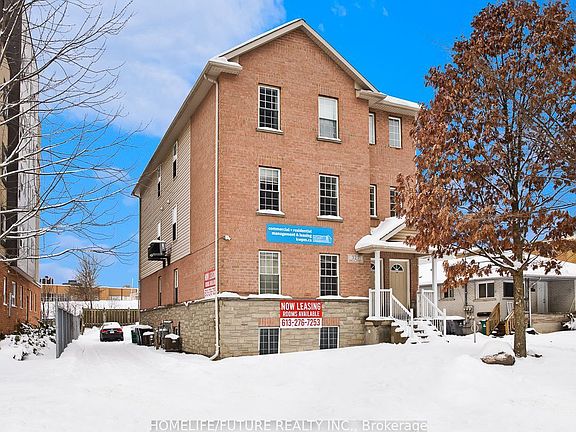 2nd image of 327 Spruce St Unit A