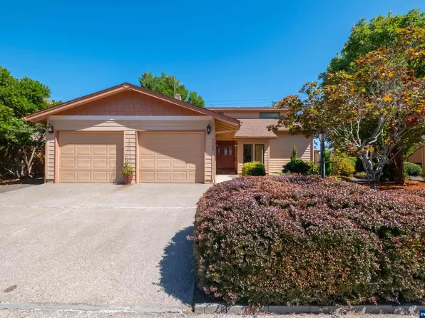 2465 40th Ave SE, Albany, OR 97322