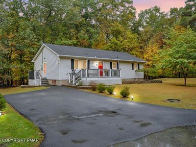 313 Hyacinth Rd, East Stroudsburg, PA, 18302