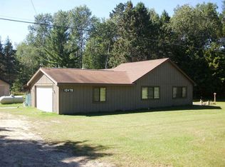 10478 S Grayling Rd, Roscommon, MI 48653