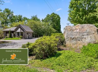 13 Greenfields Way N, Dunlap, TN 37327