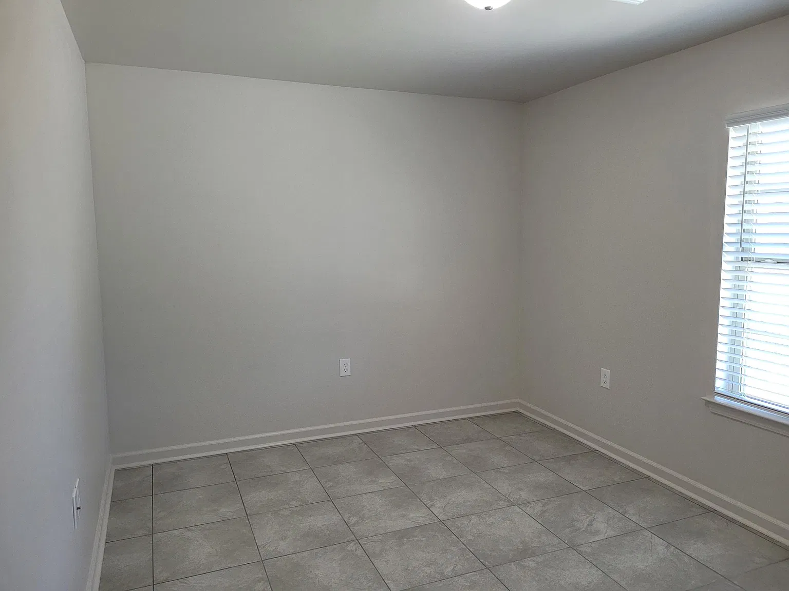 3 bed, 1304 sqft, $1,495 — Photo 3