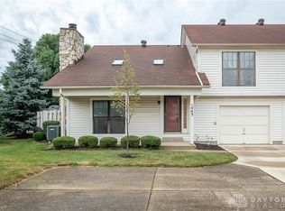 1483 Sanzon Dr, Fairborn, OH 45324