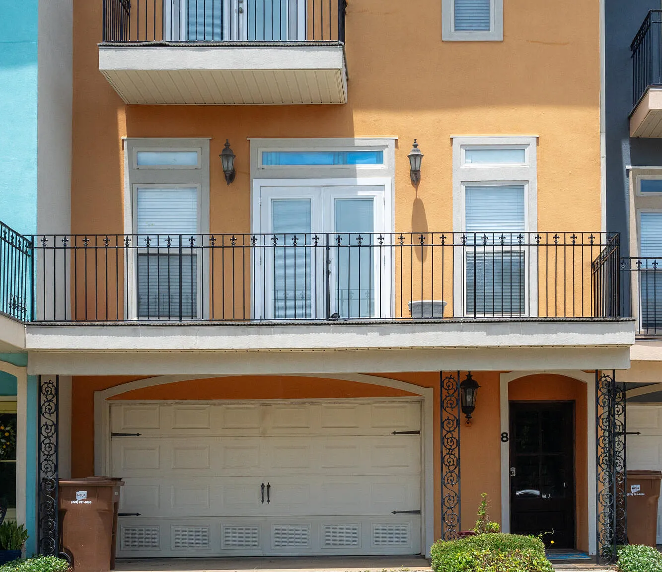 2 bed, 2.5 bath, 1500 sqft, $2,000 — Photo 2