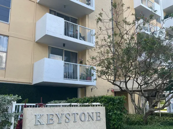 2000 NE 135th Street #807, North Miami, FL 33181