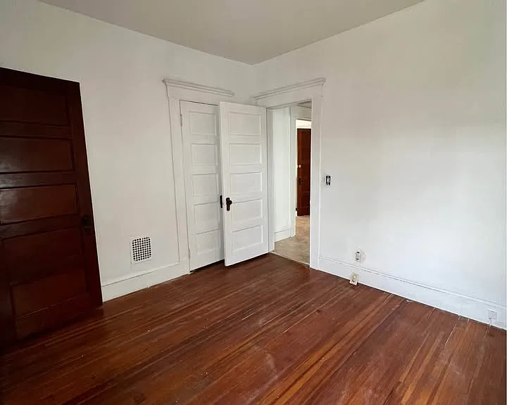 Bedroom #1