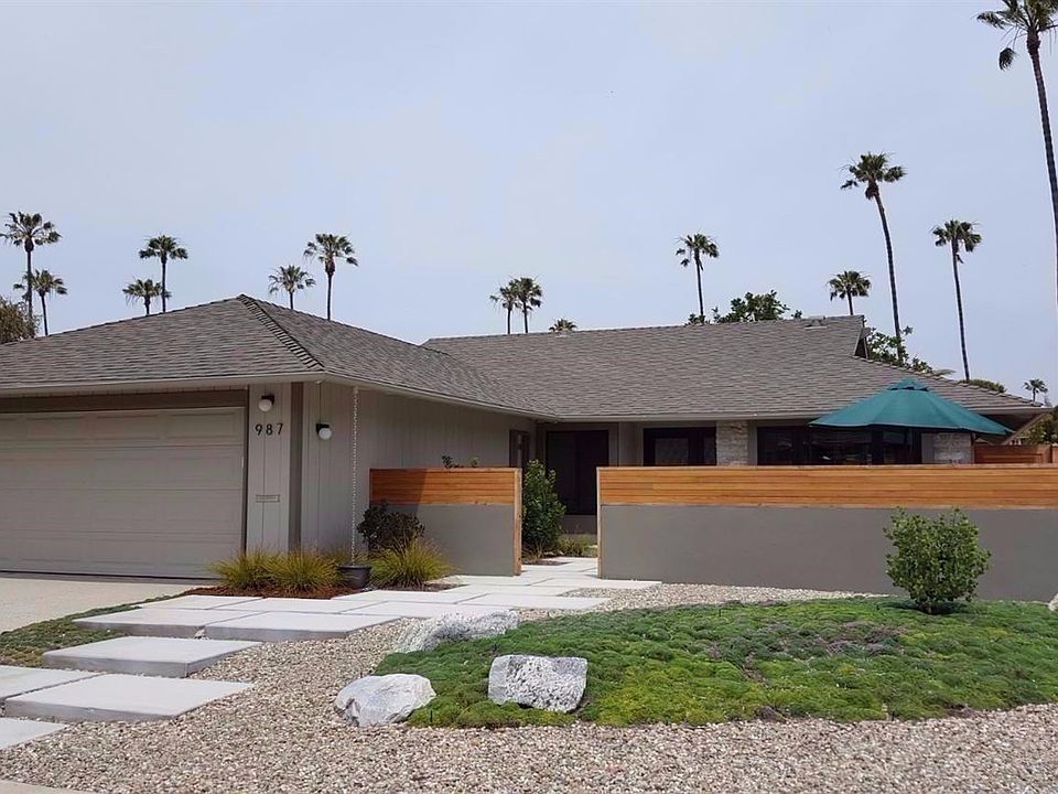Ventura Keys home beautifully remodeled and professionally designed low-water landscaping
