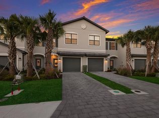 15231 Sunny Day Dr, Bradenton, FL 34211