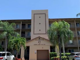 12551 SW 16th Ct, Pembroke Pines, FL
