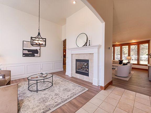 4th image of 17621 N Summerwood Dr