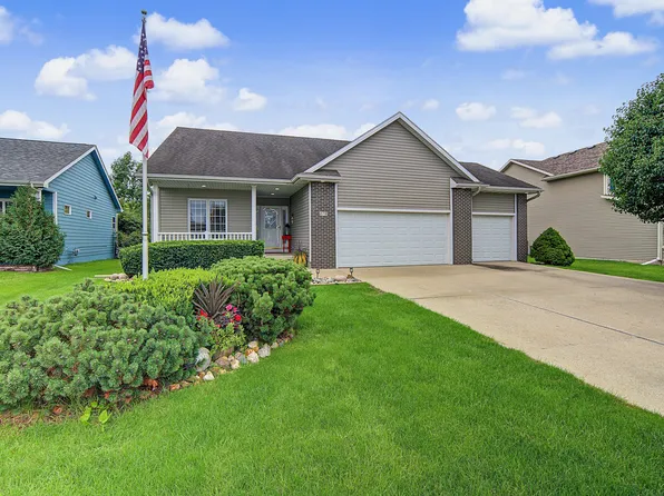 210 21st St SW, Altoona, IA 50009