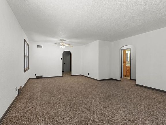 5th image of 1733 Bragdon Ave