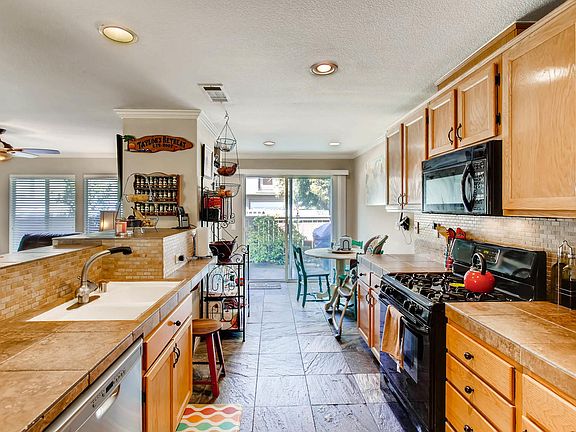 5th image of 5030 Gavilan Way Unit 42