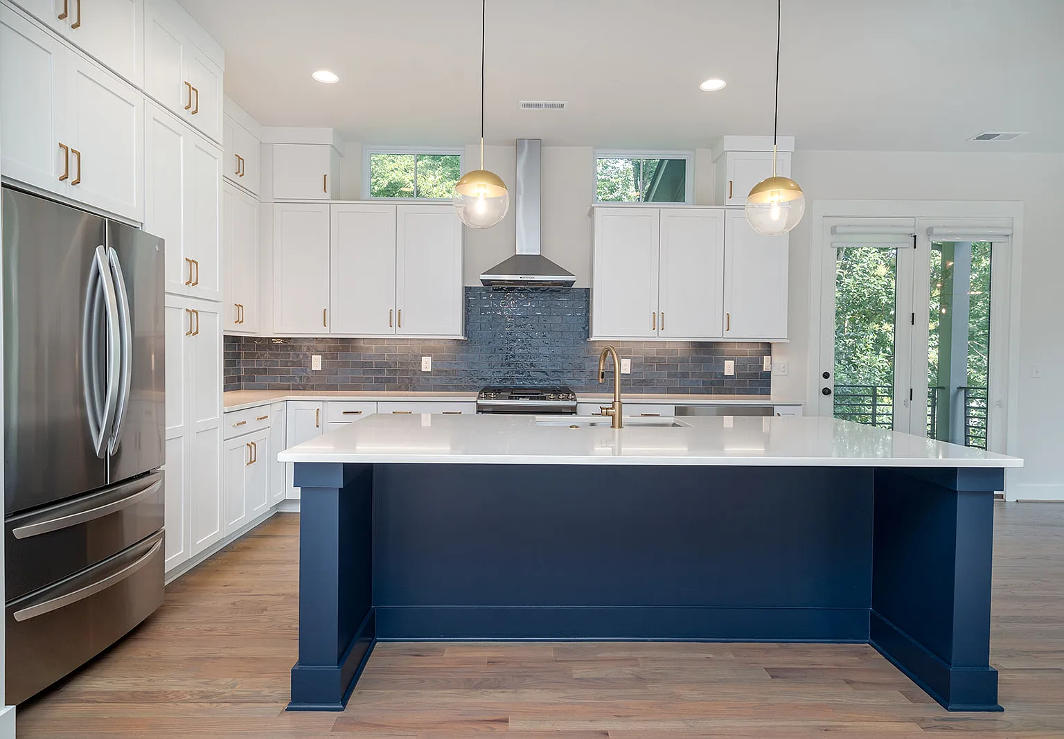 839 Madison Glen Ln — Photo 4