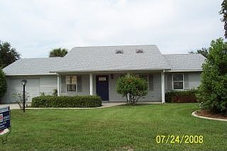 Front with country porch