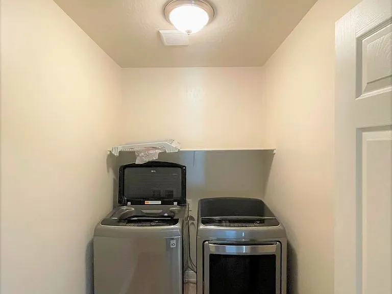 7063 Claythorn Rd — Photo 27