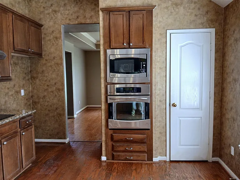 21531 Cedar Cove Dr — Photo 7