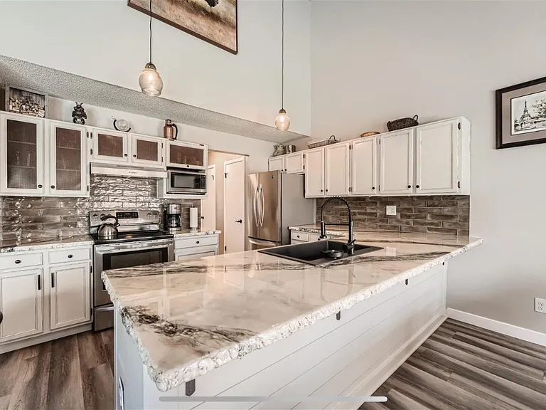 5954 S Netherland Cir — Photo 10