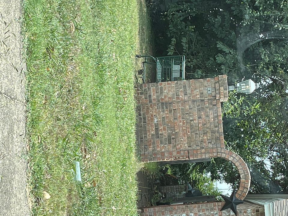 2nd image of 12616 Hallum St