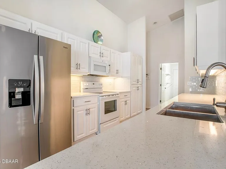 6115 Sabal Point Cir — Photo 6