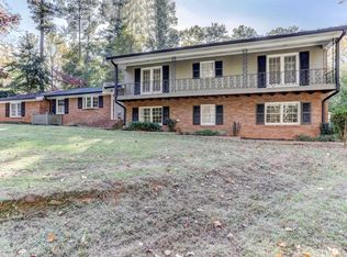 165 Stewart Dr NE, Sandy Springs, GA 30342