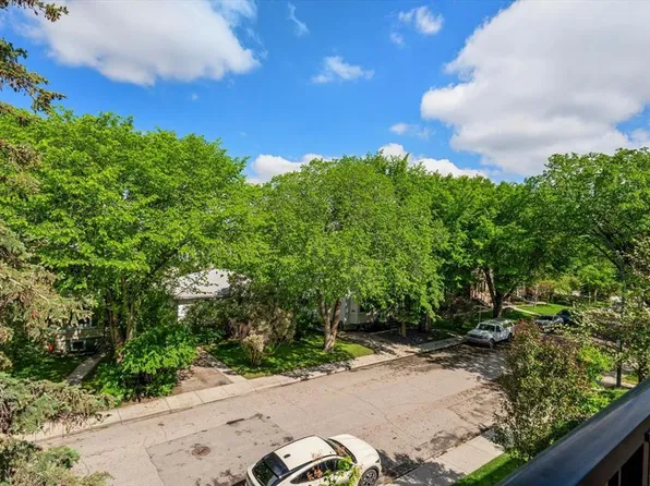 518 SW 33rd St NW #303, Calgary, AB T2N 2W4