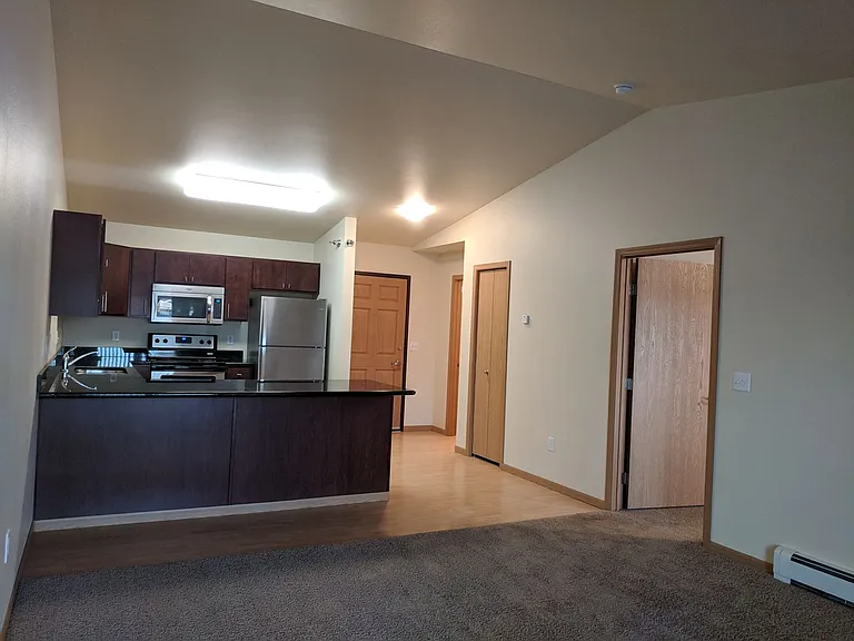 West Lake II Apartments — Photo 44
