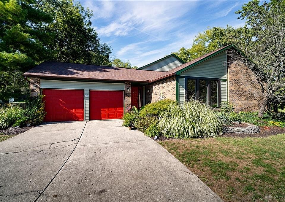 1st image of 6065 Gentry Woods Dr