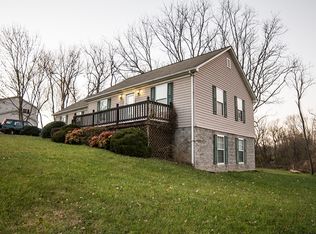 205 Hallock Dr, Abingdon, VA 24210