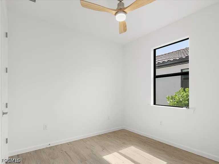 18262 Parksville Dr — Photo 26