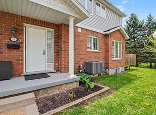 941 Gordon St #48, Guelph, ON N1G 4R9