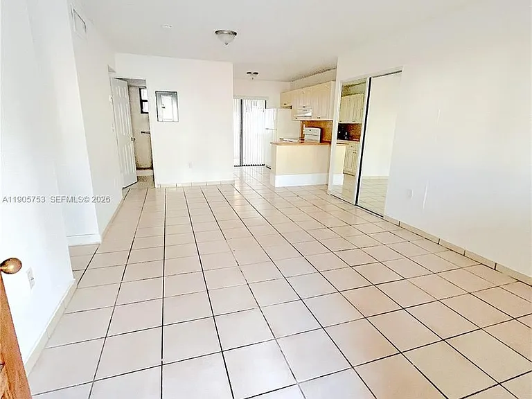 2740 W 63rd St #104 — Photo 10