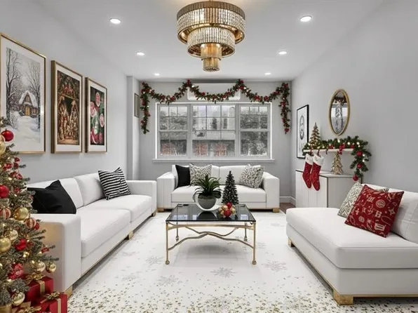 3604 Willett Avenue image 1 of 31